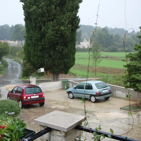 בית הארחה Jasmin